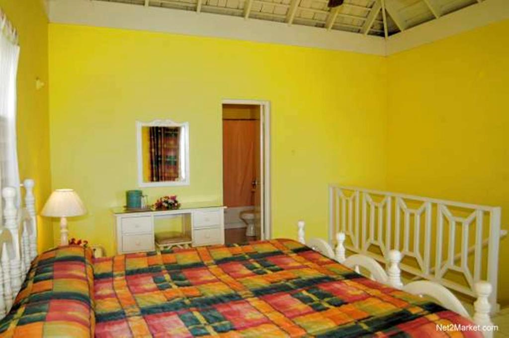 Our Past Time Hotel Негрил Номер фото